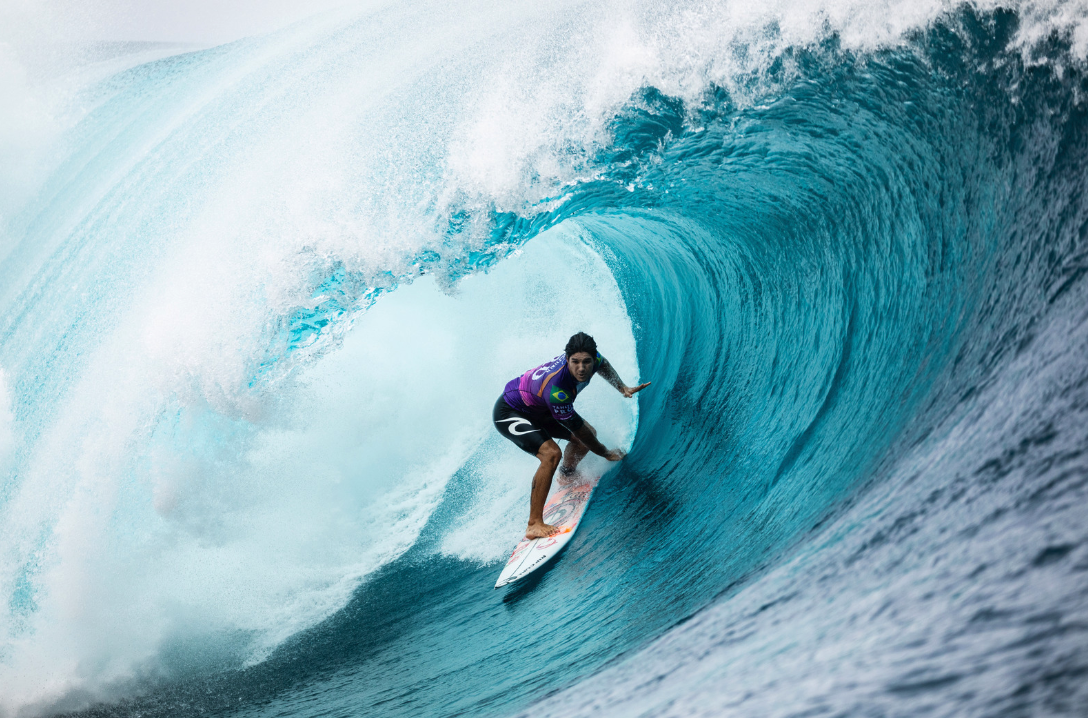 Gabriel Medina brilha no Taiti, com onda perfeita e nota 10