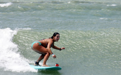 Prancha nova: os primeiros dias de surfe com uma ‘funboard’