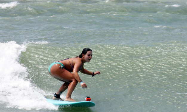 Prancha nova: os primeiros dias de surfe com uma ‘funboard’