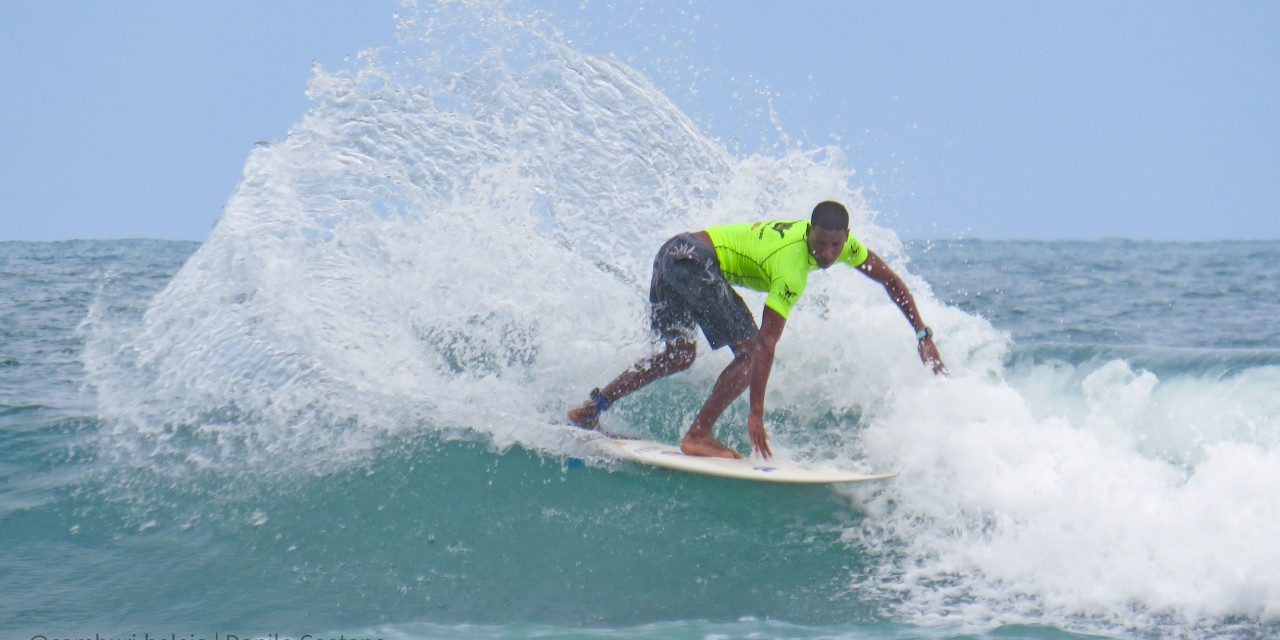 ‘Surf Attack’, em Camburi, expõe talentos e bicos brancos