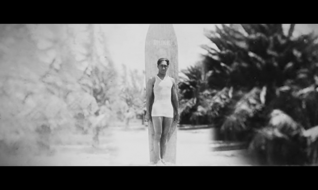 ‘Waterman’, documentário exibe trajetória épica de Duke Kahanamoku