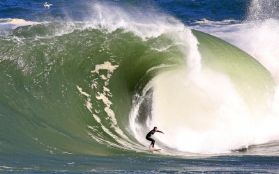 Prêmio para as maiores ondas surfadas no território brasileiro recebe inscrições até 28 de março