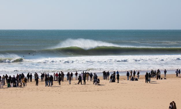 CAPÍTULO PERFEITO RETORNARÁ À PRAIA DE CARCAVELOS