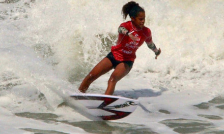 Conheça Maria Eduarda, primeira surfista negra da Rip Curl Brasil