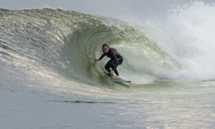 Surfland anuncia abertura de piscina de ondas