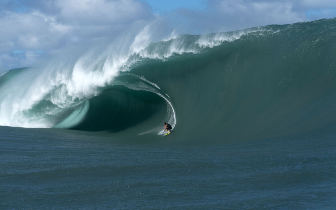 Code red: ondas gigantes estão previstas para Teahupo´o