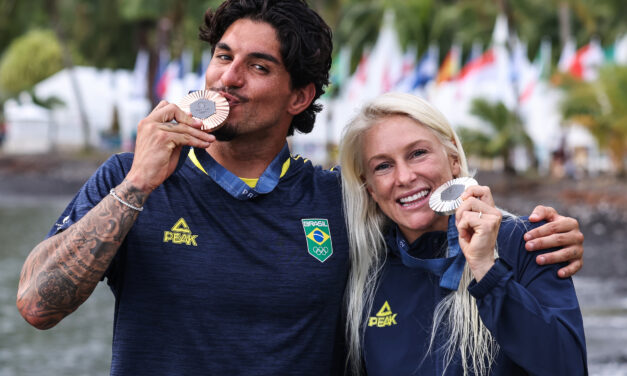 Surf brilha nas Olimpíadas com prata de Tatiana e bronze de Medina