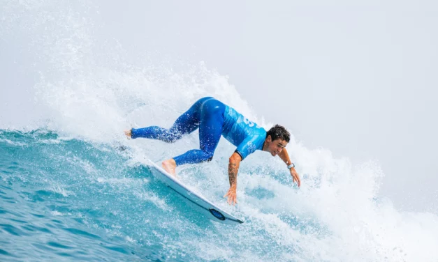 Seis brasileiros estão na próxima fase de Surf Abu Dhabi Pro